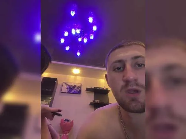 RexxaRose free chat on liveonude