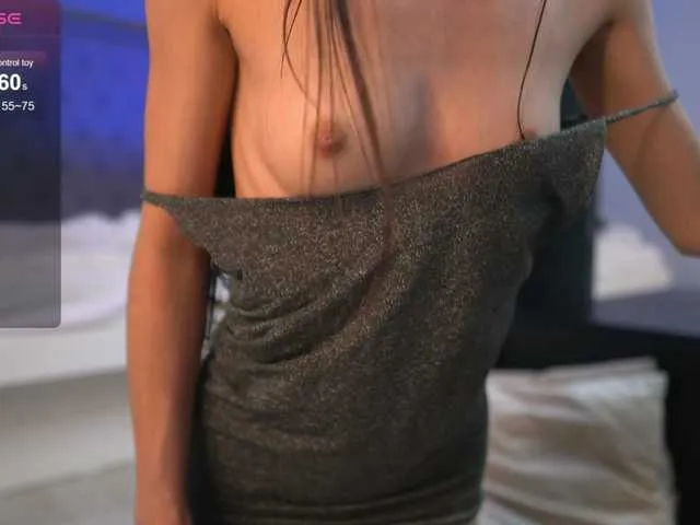 HEYBANANA free chat on liveonude Image 3