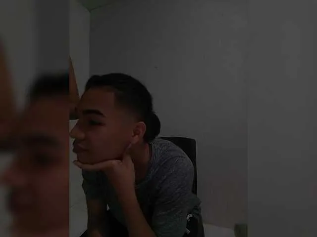 xunybany free chat on liveonude Image 9