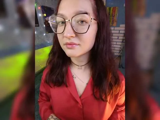 iamlila free chat on liveonude Image 19