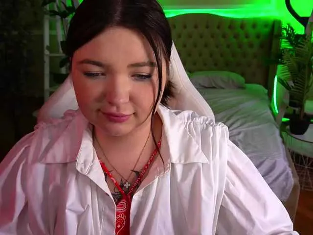 DiamondJo free chat on liveonude Image 9