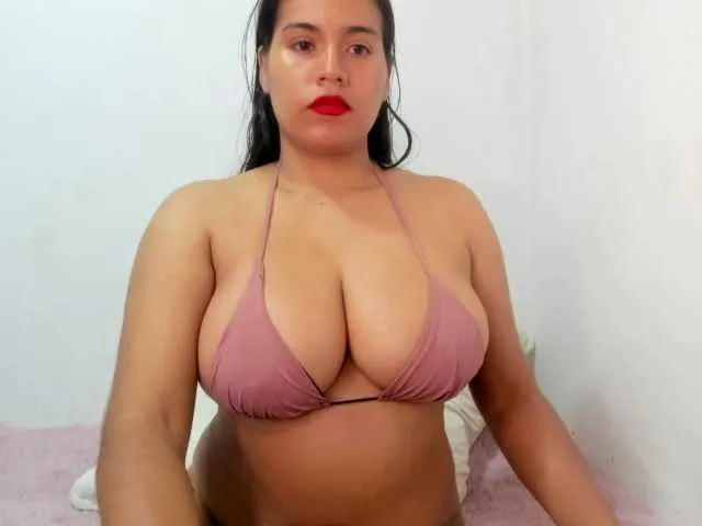 brilliantvictoria free chat on liveonude Image 19