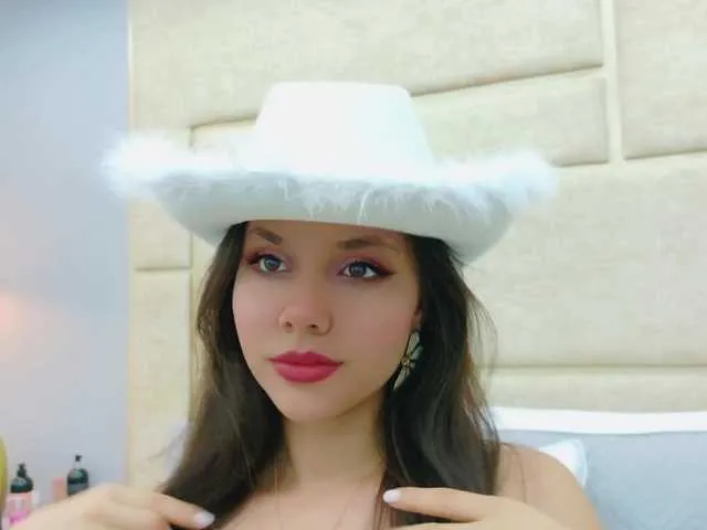 aniiieee free chat on liveonude Image 8