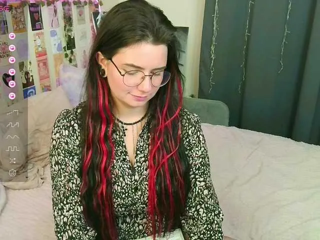 isahot_latin_doll free chat on liveonude Image 12