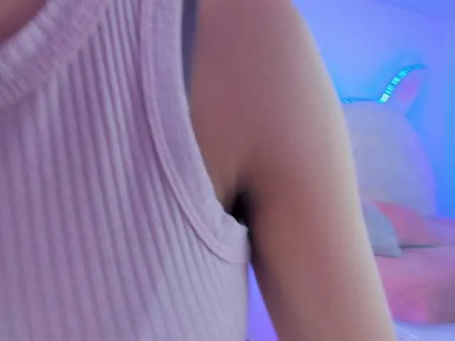 BELBIG free chat on liveonude Image 2