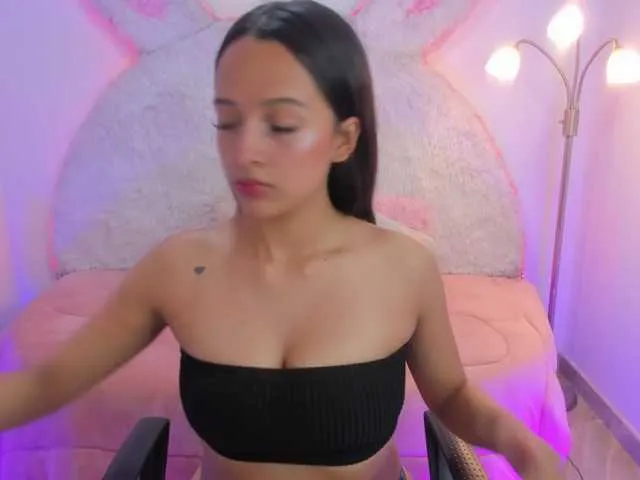 BELBIG free chat on liveonude Image 9