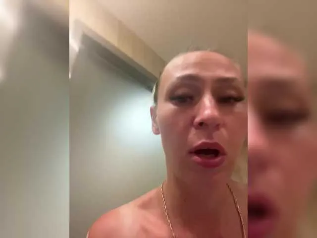 xunybany free chat on liveonude Image 13