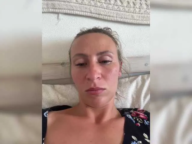 xunybany free chat on liveonude Image 5