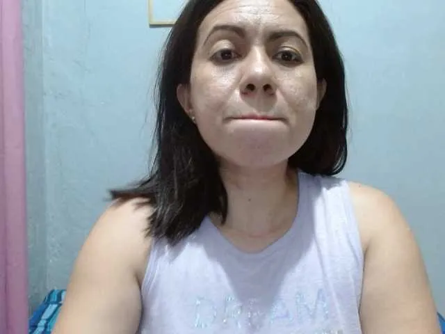 PinkFoxya free chat on liveonude Image 5