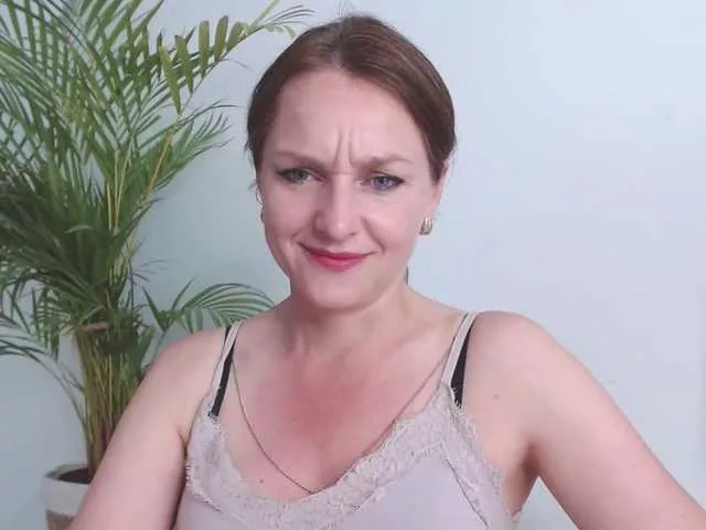 Milana555550 free chat on liveonude Image 2