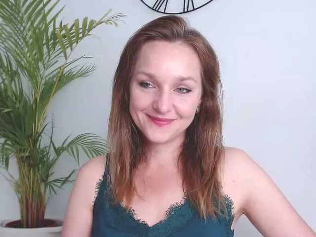 Milana555550 free chat on liveonude Image 5