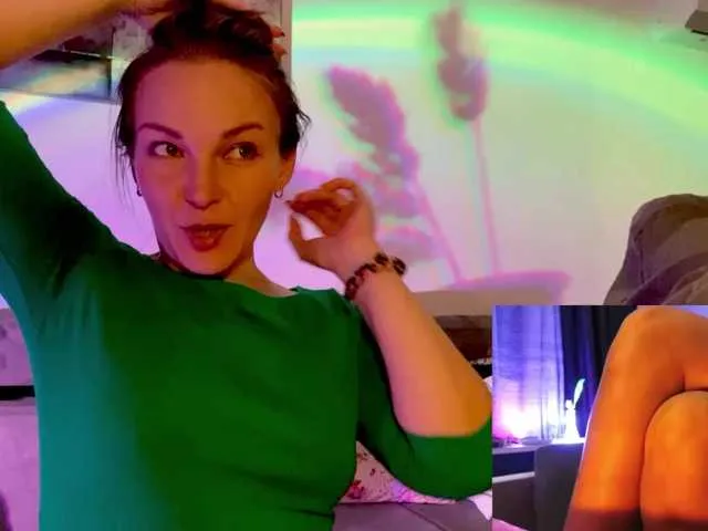 ELENA-XXX free chat on liveonude Image 18