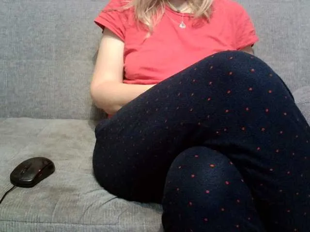 DiamondJo free chat on liveonude Image 17