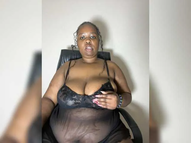 SEXYBOOBS22D free chat on liveonude