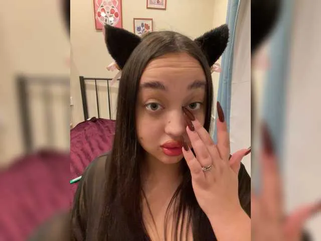 Katyushaa free chat on liveonude Image 2