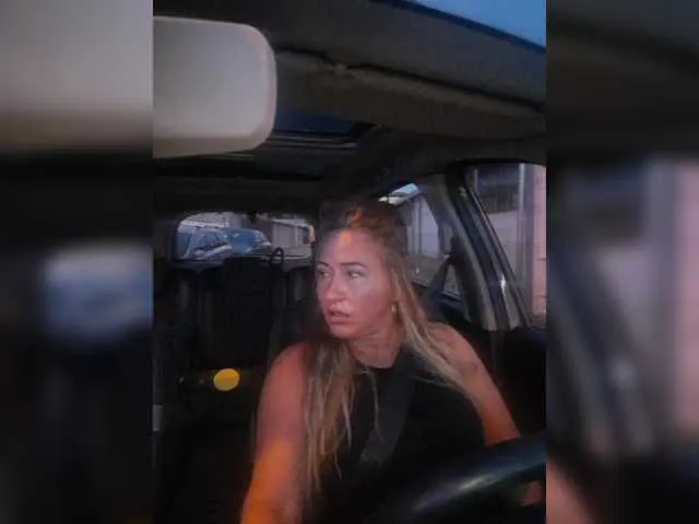 Sexycikas free chat on liveonude Image 13