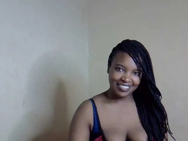 DiamondJo free chat on liveonude Image 3