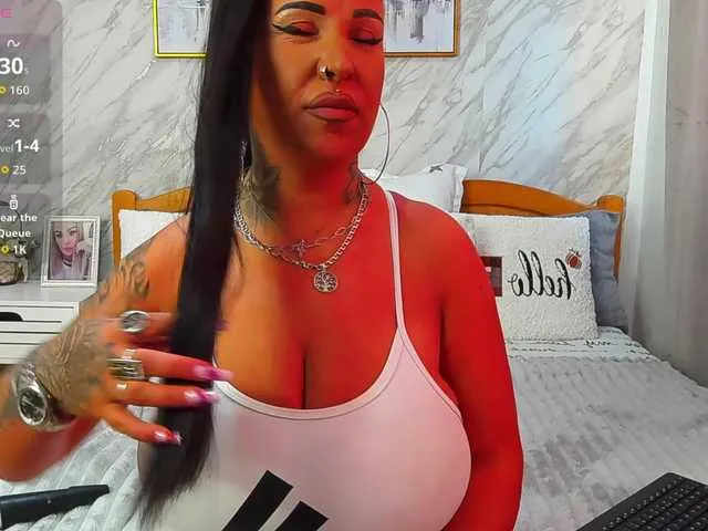 sweett_ale_ free chat on liveonude Image 18