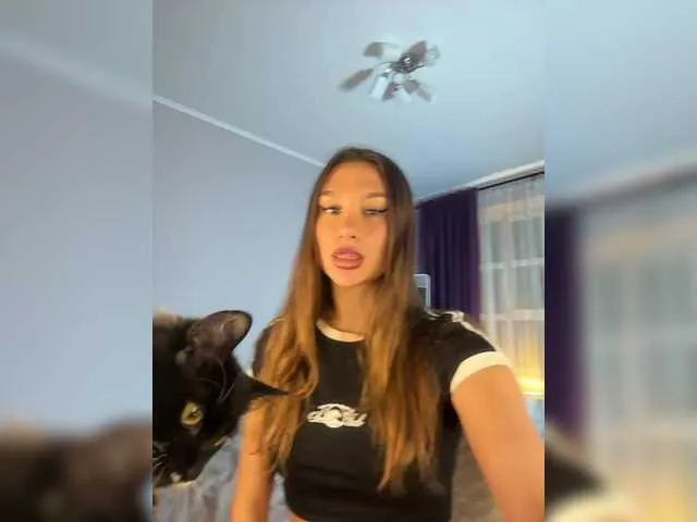 PinkFoxya free chat on liveonude Image 19