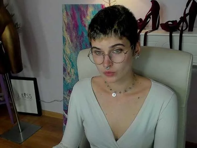 veronicaredonda free chat on liveonude Image 9