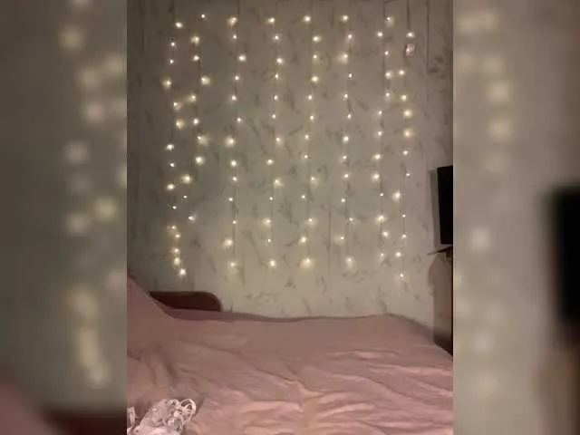 ELENA-XXX free chat on liveonude Image 19