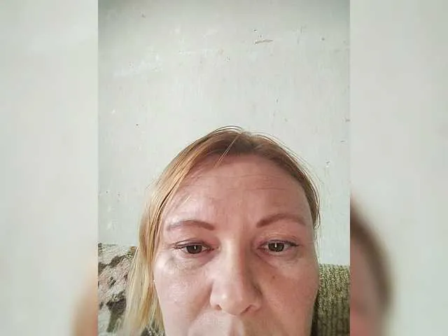 Girl-Pleasure free chat on liveonude Image 19