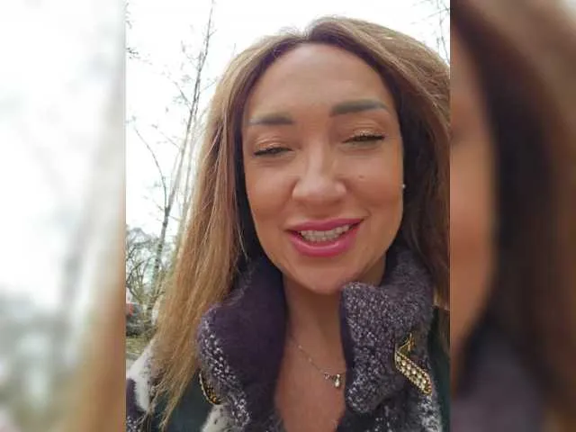 adri_gomez_1 free chat on liveonude Image 3