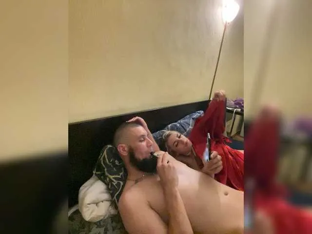 april_ebony18_ free chat on liveonude Image 6