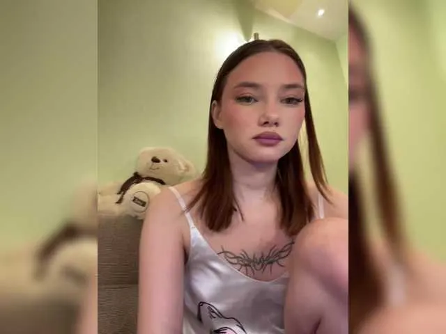 ELENA-XXX free chat on liveonude Image 2