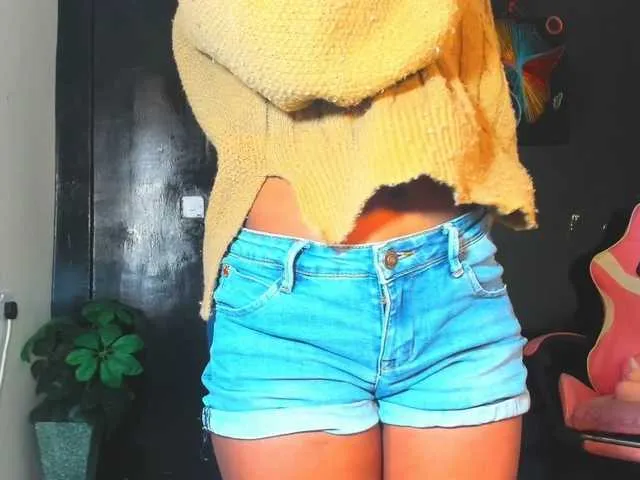 xunybany free chat on liveonude Image 10