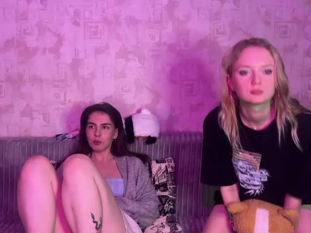 michelledanielss free chat on liveonude Image 19