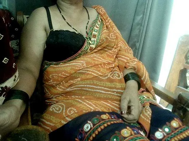 xunybany free chat on liveonude Image 18