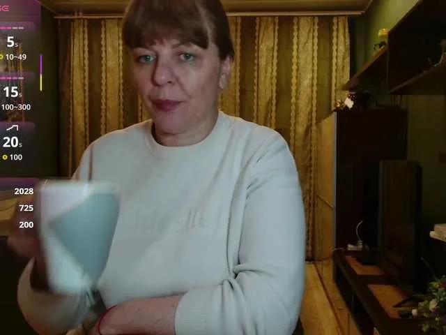 tina_lyn free chat on liveonude Image 16