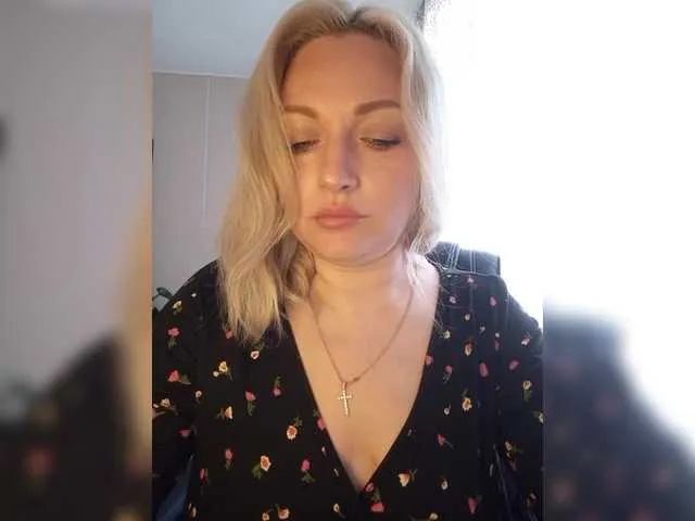 BELBIG free chat on liveonude Image 2