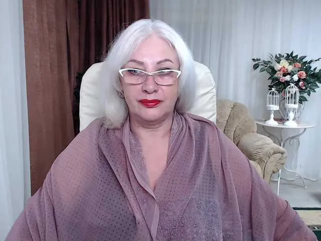 agatha__milf free chat on liveonude Image 6