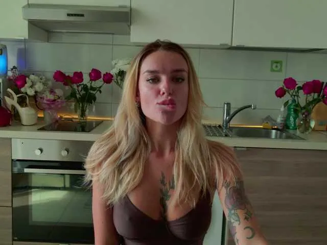 Katyushaa free chat on liveonude Image 13