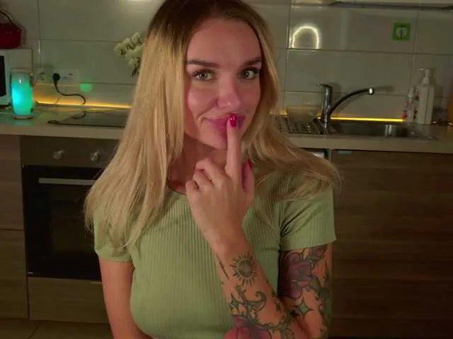 Katyushaa free chat on liveonude Image 16