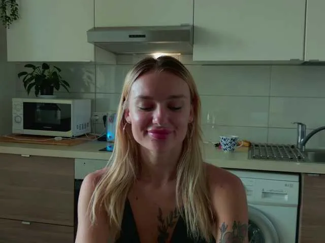 Katyushaa free chat on liveonude Image 6