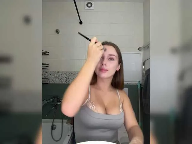 BELBIG free chat on liveonude Image 17