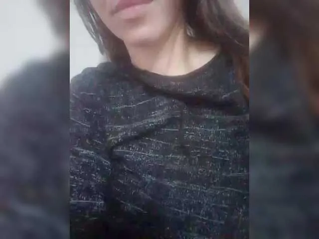 xunybany free chat on liveonude Image 13