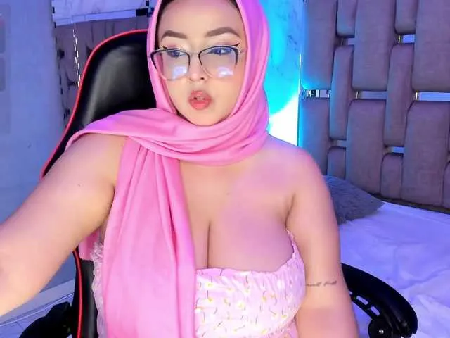 karolwhite_ free chat on liveonude Image 16