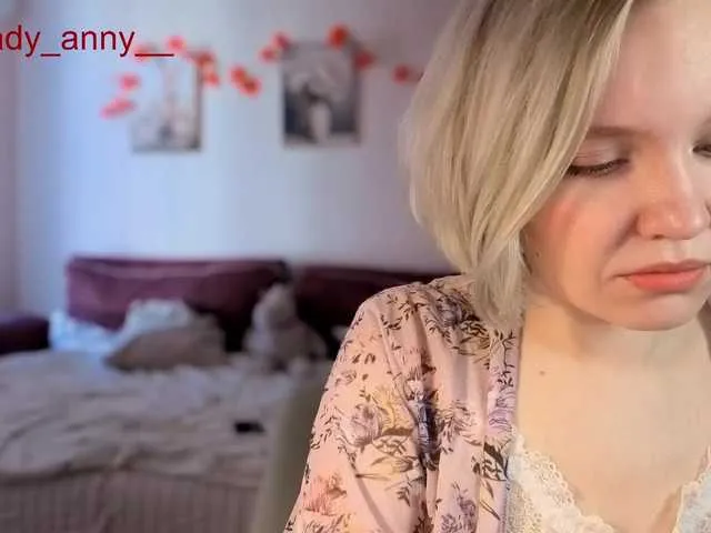 christiekroes free chat on liveonude Image 17