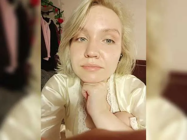 christiekroes free chat on liveonude Image 8