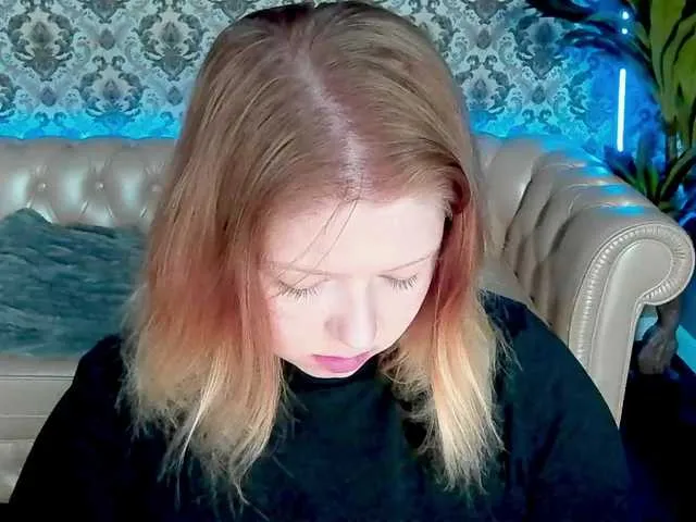 ELENA-XXX free chat on liveonude Image 3