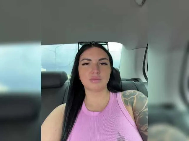 cardykambell free chat on liveonude Image 10