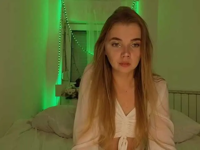 onlygia free chat on liveonude Image 5