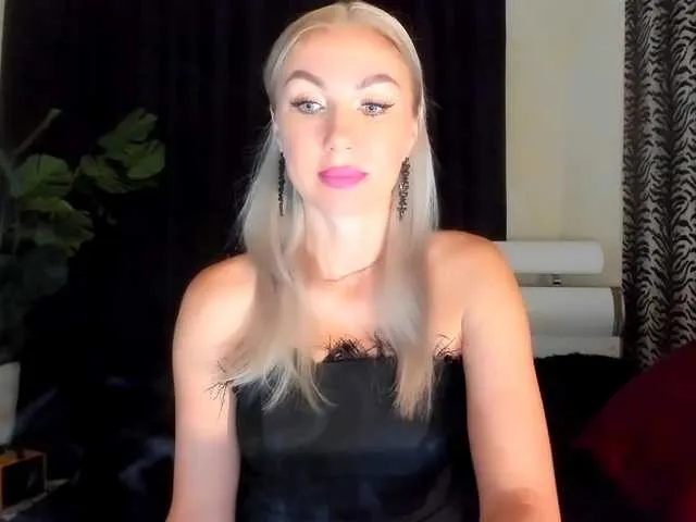 BELBIG free chat on liveonude Image 10