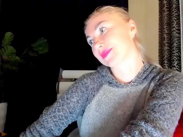 BELBIG free chat on liveonude Image 14