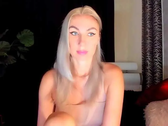 BELBIG free chat on liveonude Image 9