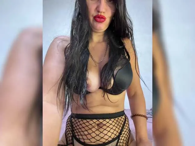 Sonya-reallsugar free chat on liveonude Image 18